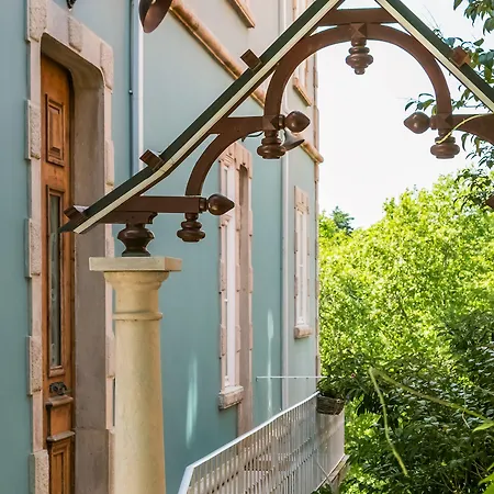 Saudade בית הארחה 4*