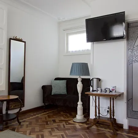 Saudade בית הארחה