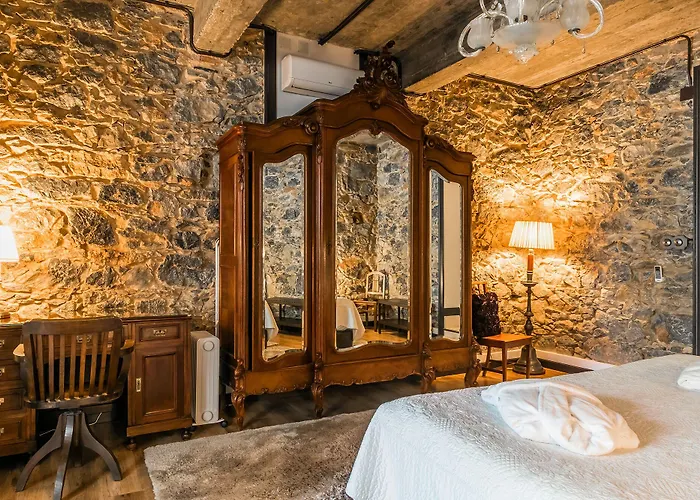 Saudade Guest house 4*